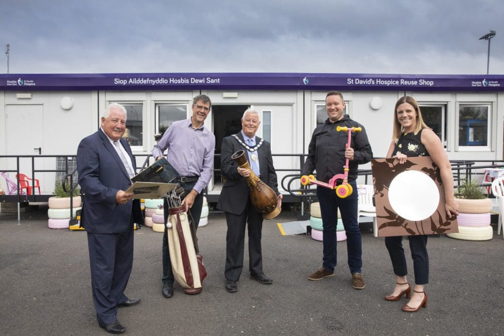 Innovative Reuse Shop opens at Rhyl Recycling Centre