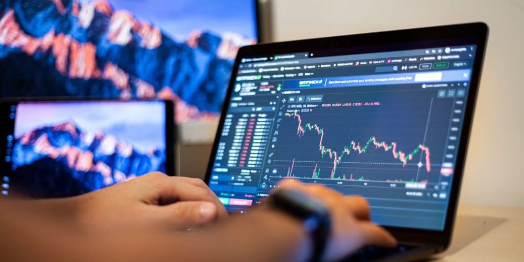 What should you know about forex trading with crypto?