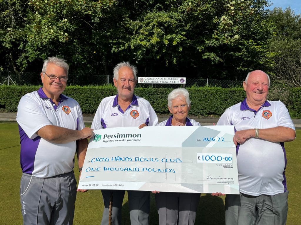 Bowls club secures support for new wheelchair from leading Welsh housebuilder