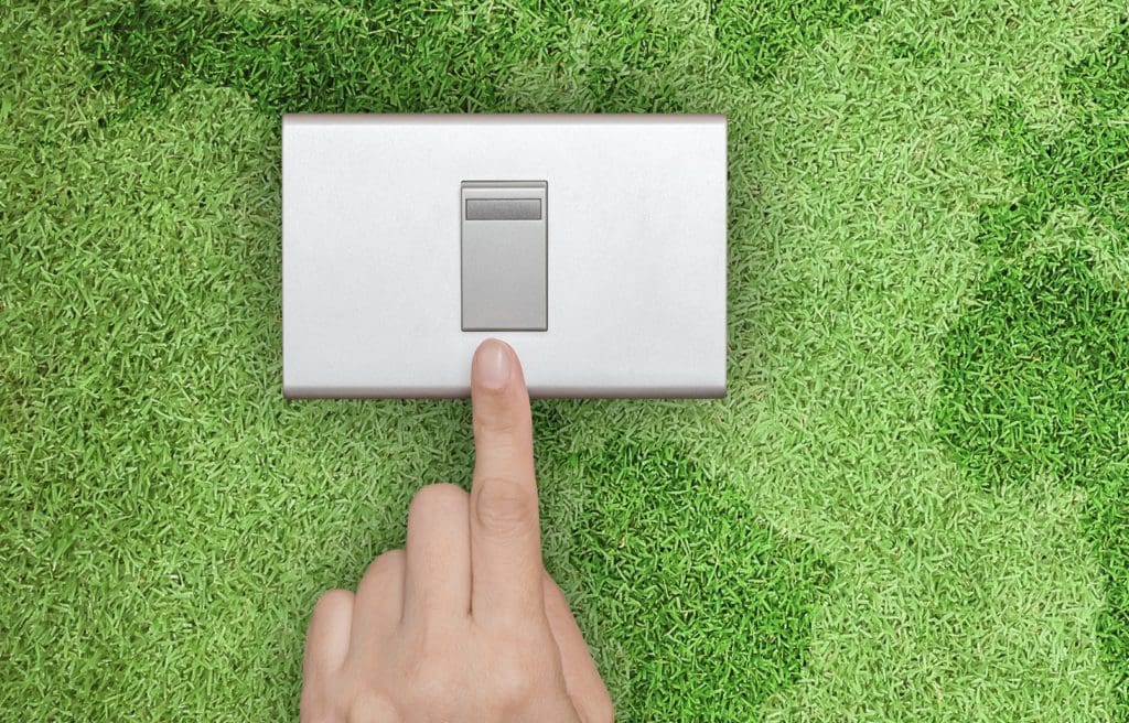 Swansea households save thousands thanks to the energy awareness hub