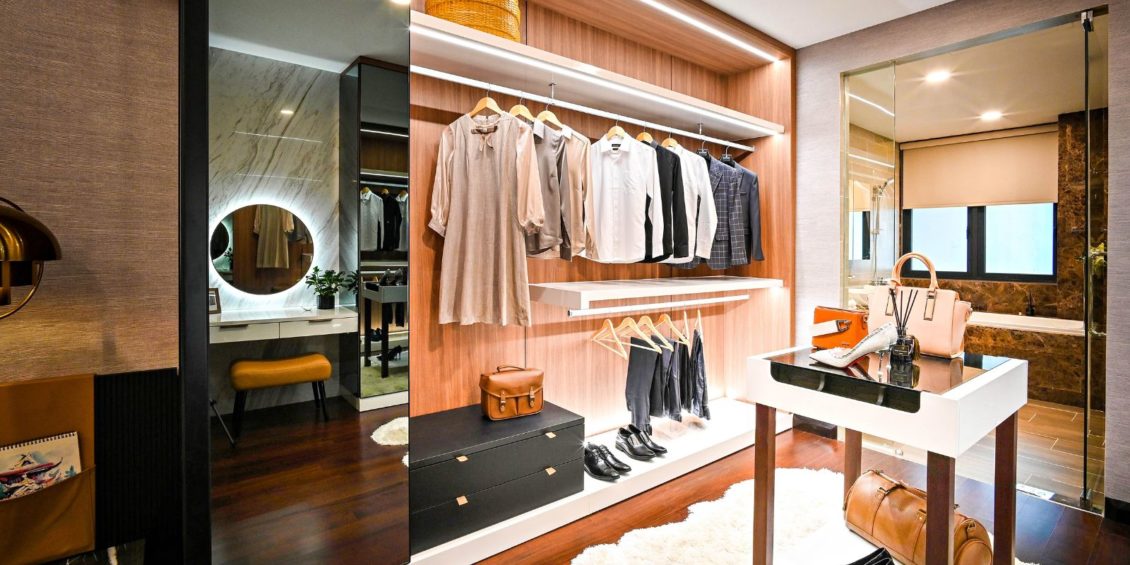 how-to-select-a-wardrobe-matching-your-interiors