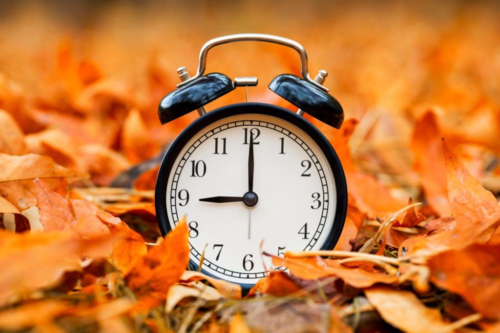 When do the clocks change this October?