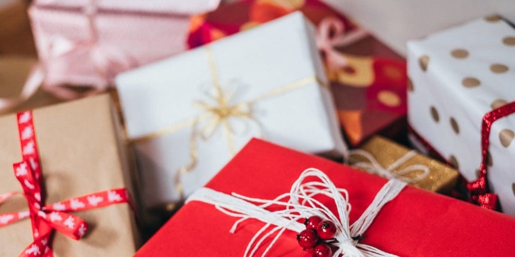 Gift Giving for Kids: Tips to Choose the Perfect Gift