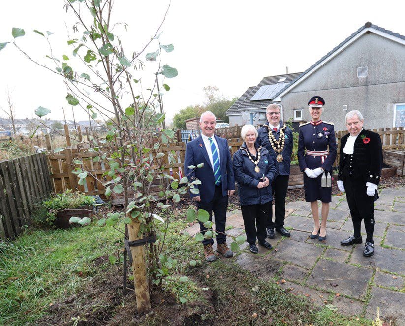 Royal ‘Tree of Trees’ gifted to the Dove Workshop in Banwen