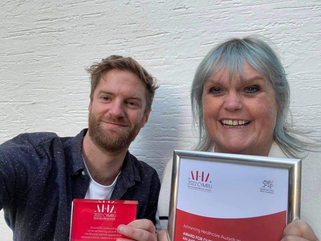 Cardiff Carer Wins Outstanding Achievement Award