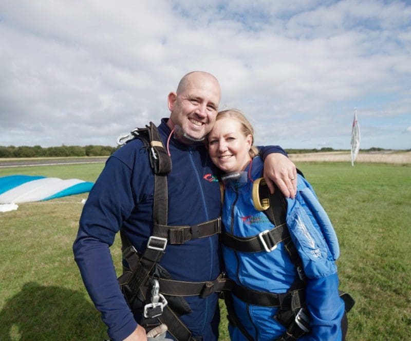 Daredevil Parkinson’s nurse does skydive in memory of late father