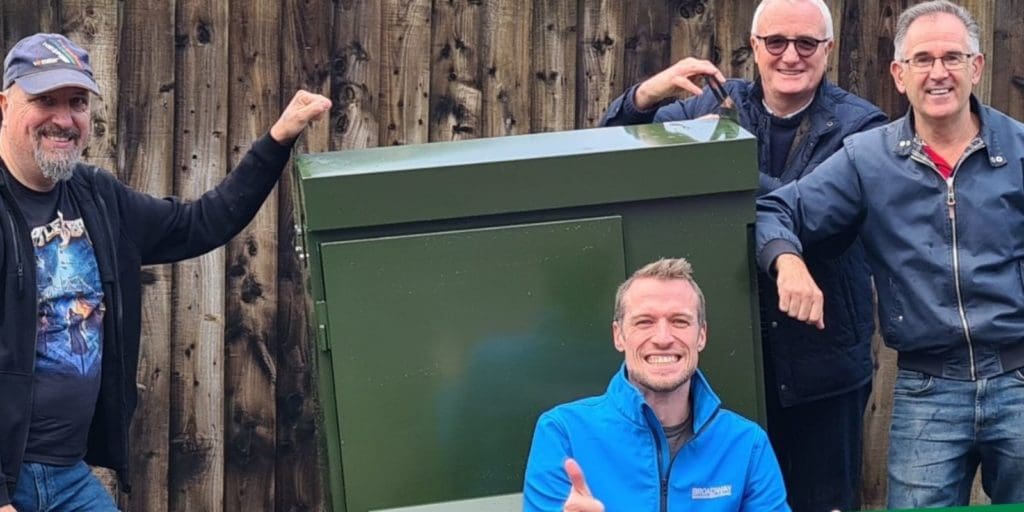 More Mid Wales communities to benefit from ultrafast broadband scheme