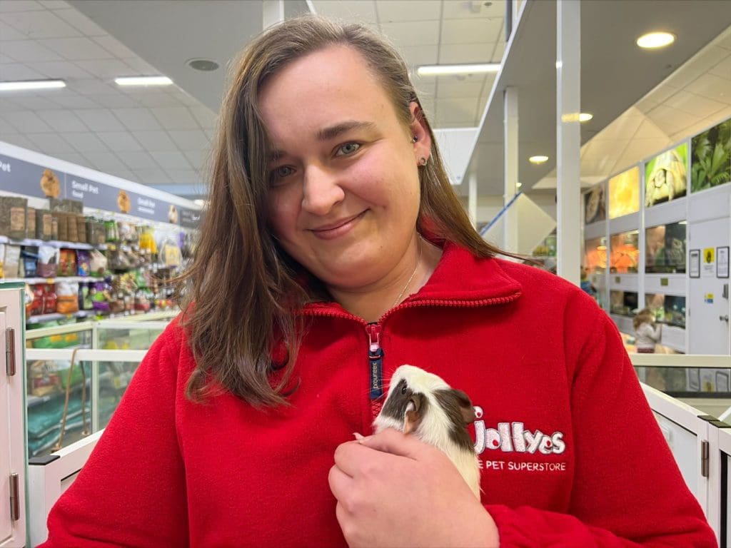 Jollyes to open first pet store in south Wales