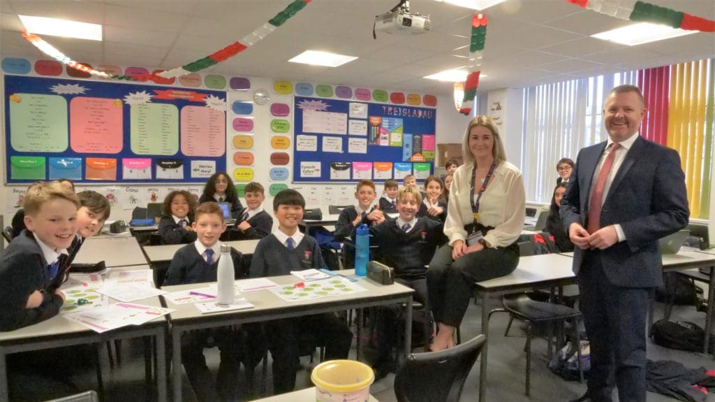 More support available in schools for Welsh learning