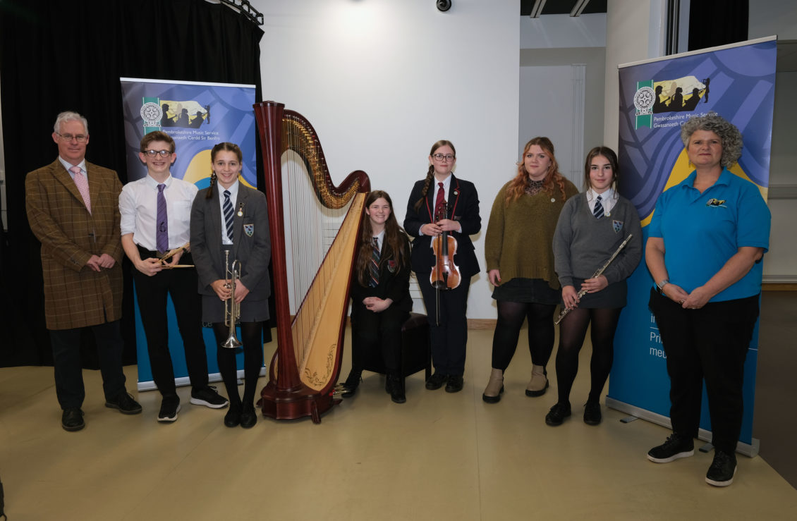 Jazz harp enthrals audience at Music Festival
