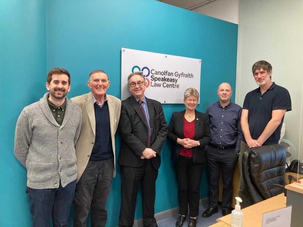 Call for people in need to take up legal advice support