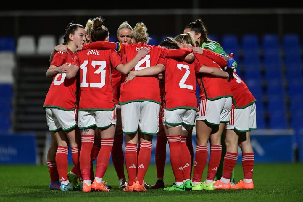 Cymru to face Portugal in an international challenge match