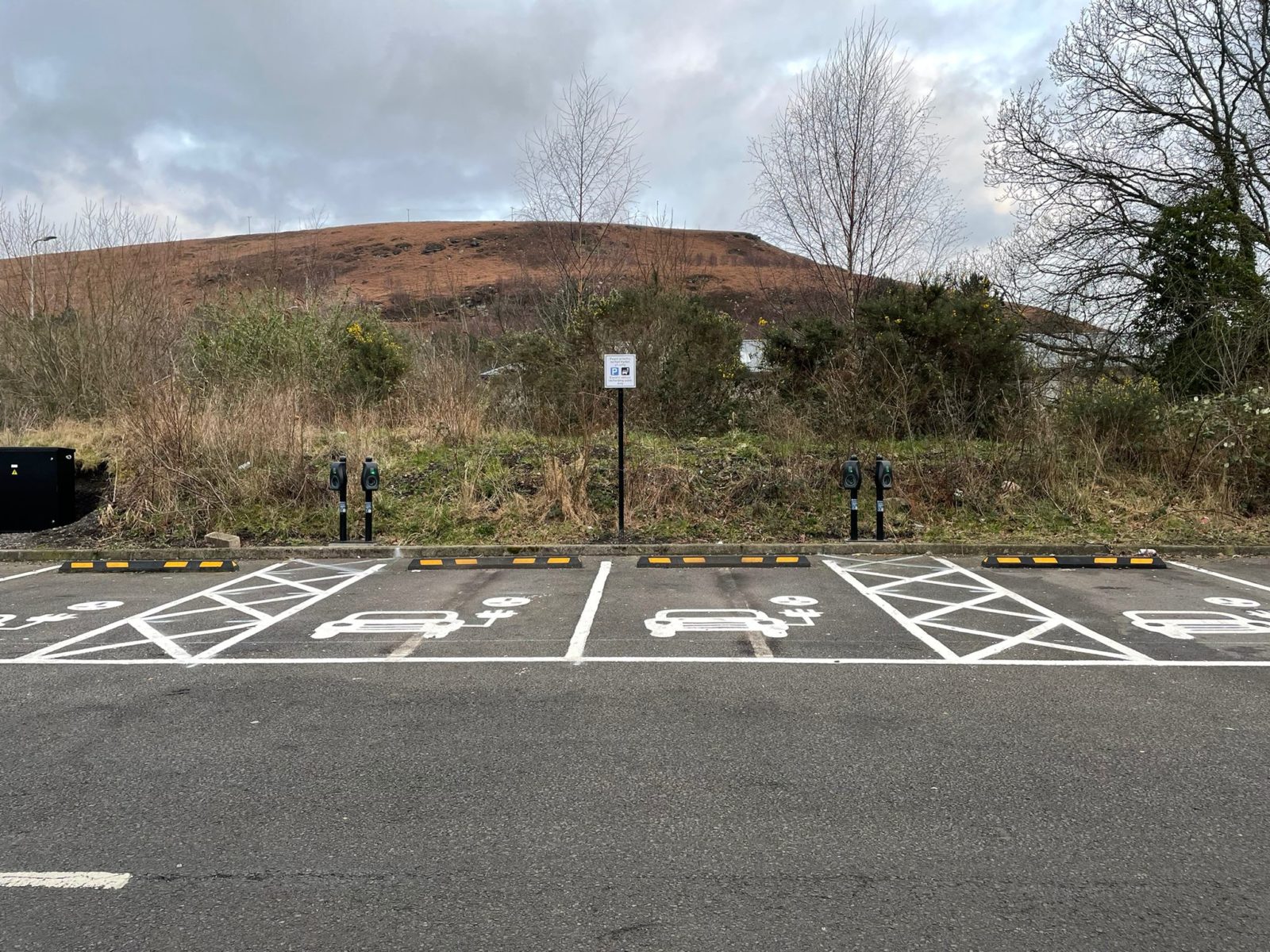 EV charging points now available at three more RCT Council car parks