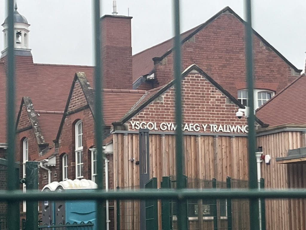 Pupils and staff to move to new Ysgol Gymraeg Y Trallwng building next week
