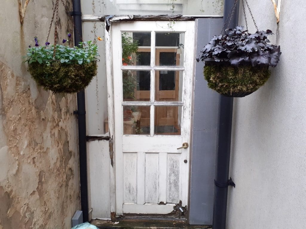 Cardiff landlady ordered to pay over £3,000 for failing to comply with licensing conditions