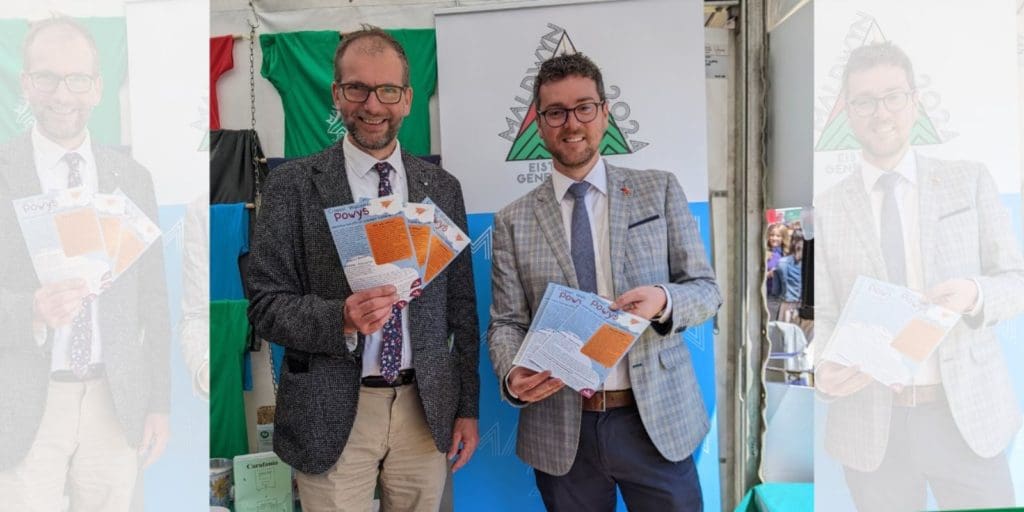 Council launches Welsh language introduction leaflet at Urdd Eisteddfod