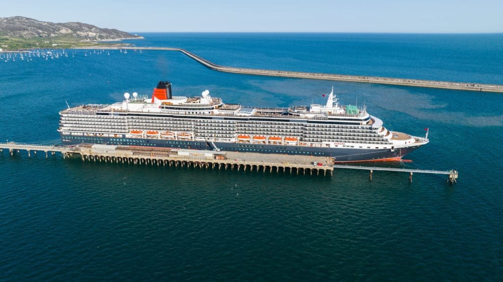 Deputy Minister welcomes Queen Victoria’s first visit to Holyhead