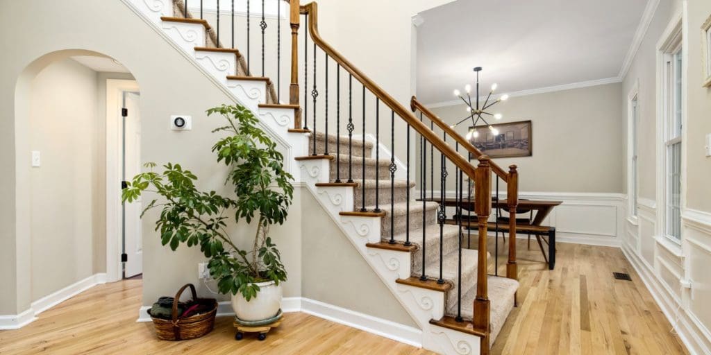 A Guide to Creating Modern Simplicity in Your Home