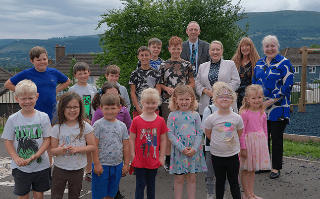 Minister visits Abergavenny summer programmes