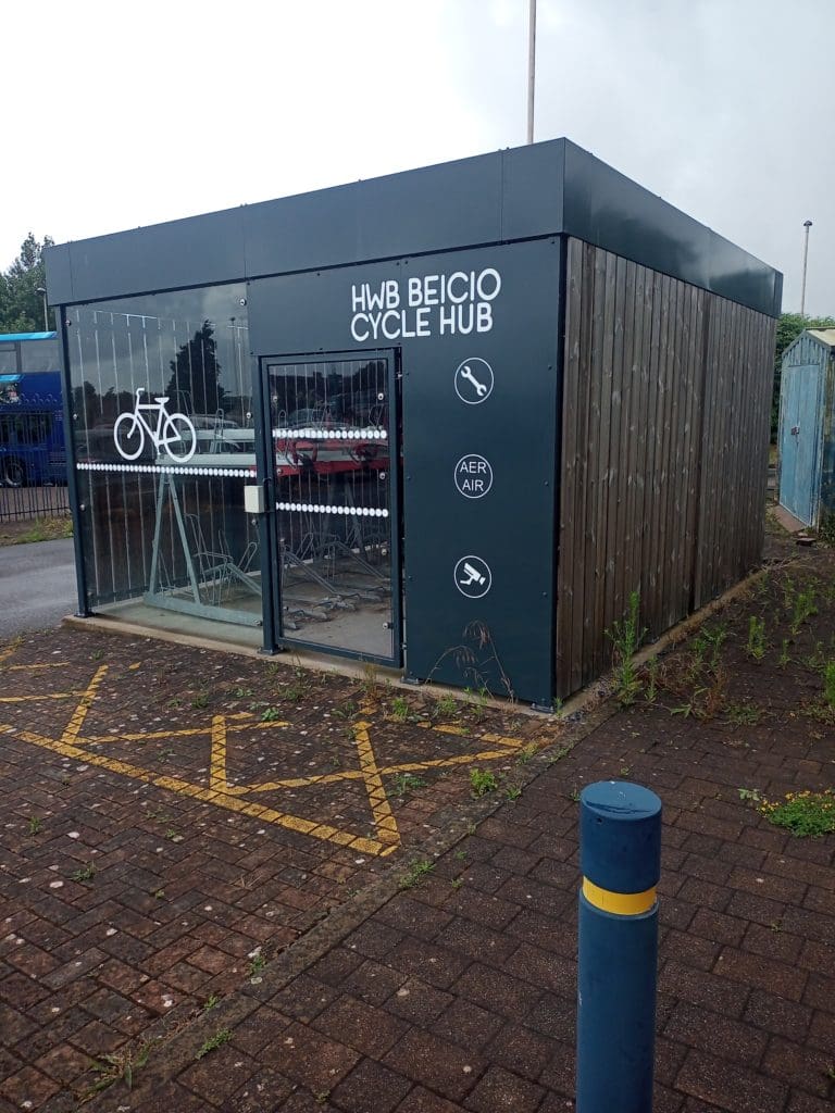 New generation of bike hub for commuters and visitors in Swansea