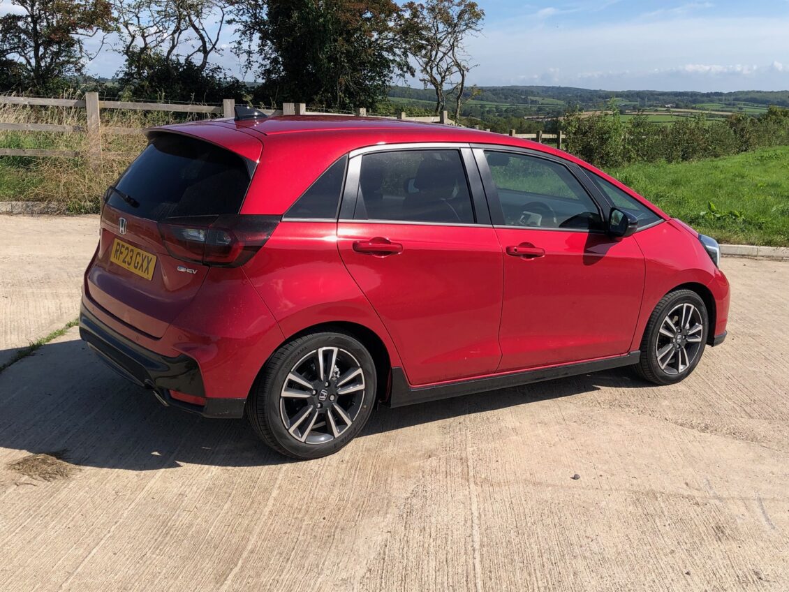 Review Honda Jazz Advance Sport 2023