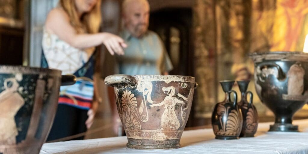 Rare chance to see 2,000-year-old Italian vases up close