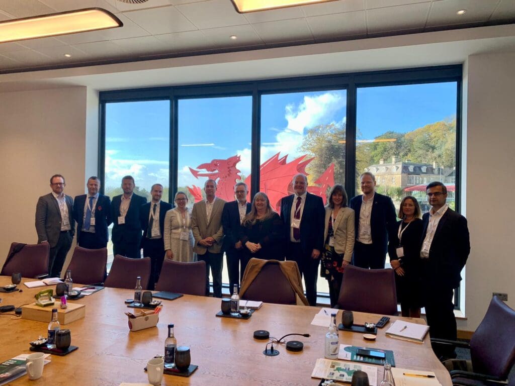 Marine Energy Wales and Renewable UK Cymru strengthen collaboration with signed agreement