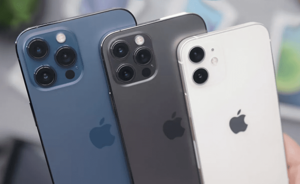 Got a new phone for Christmas? Expert reveals best time to hand in your old one for most value