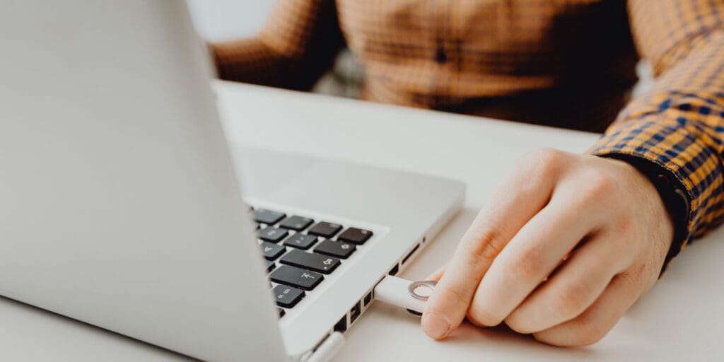 Reviving the Lost: A Guide to USB Flash Drive Recovery Software