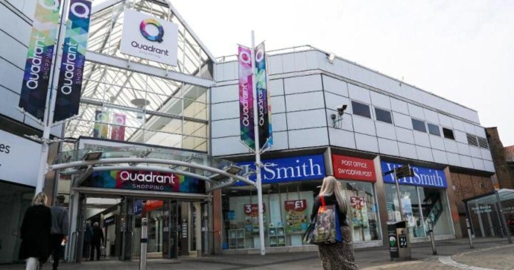 Quadrant bucks UK Christmas shopping trends