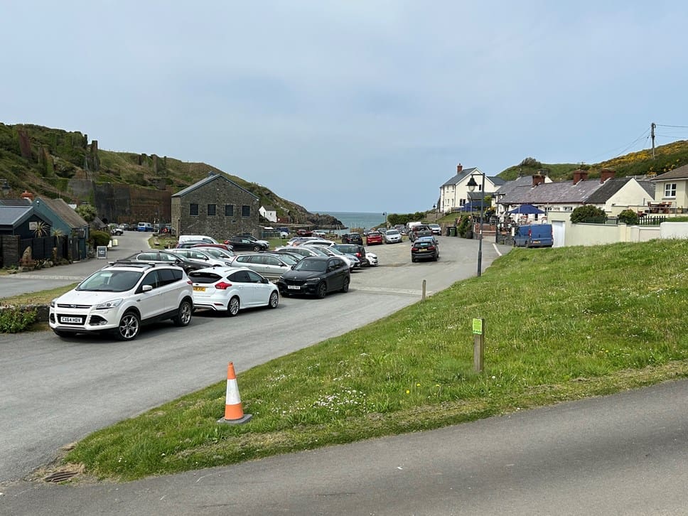 North Pembrokeshire’s tourist hotspot causes traffic issues
