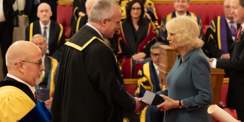 The Queen presents award to Aberystwyth University for parasite research