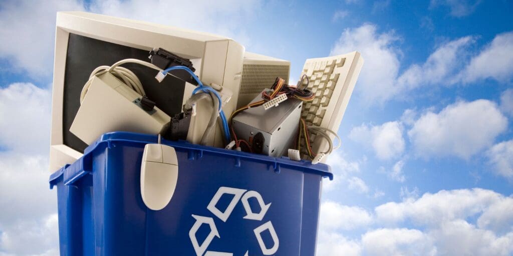 Guide to Sustainable Computer Recycling: How to Dispose of Old Computers Responsibly