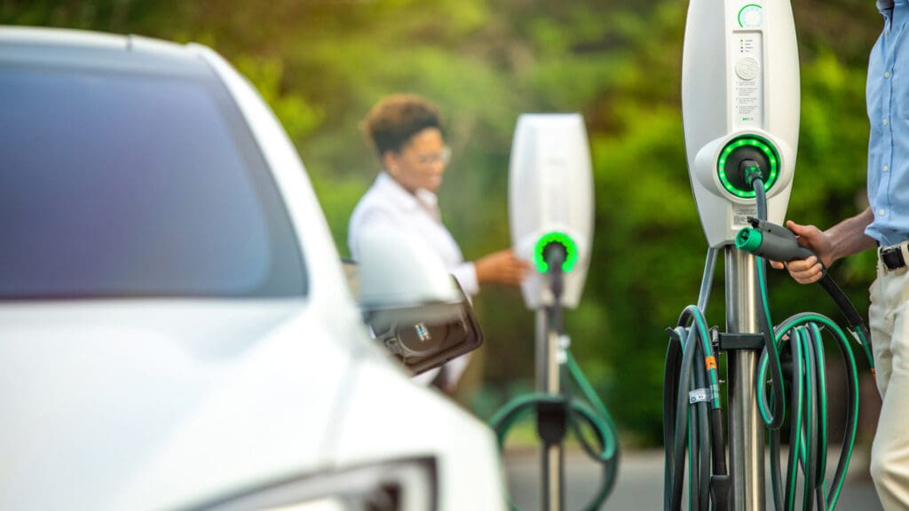 Lords Commission calls for better EV strategy in UK