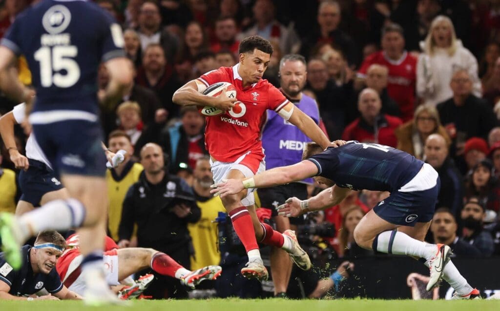 Dyer wants Wales to start as they finished at Twickenham