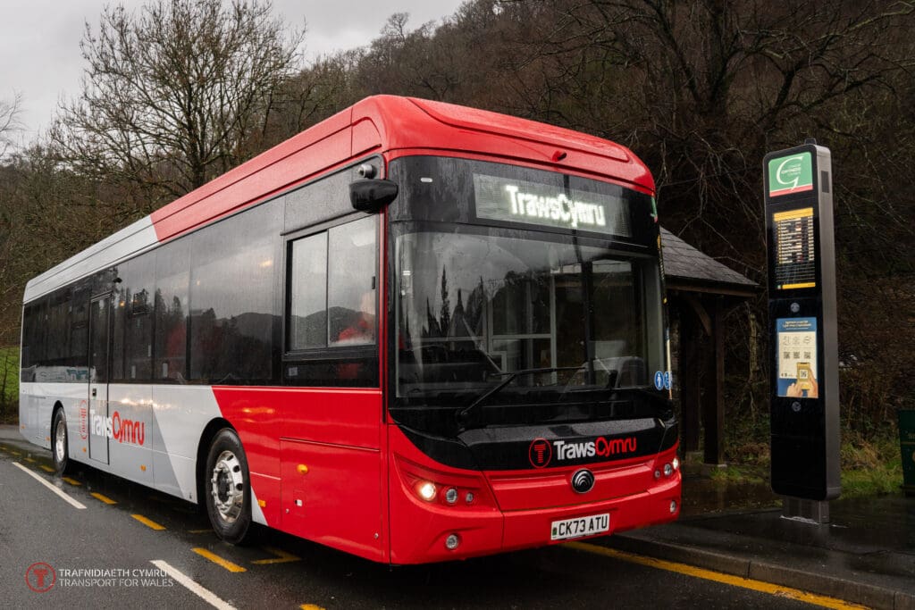 New electric busses to boost Gwynedd’s transport network
