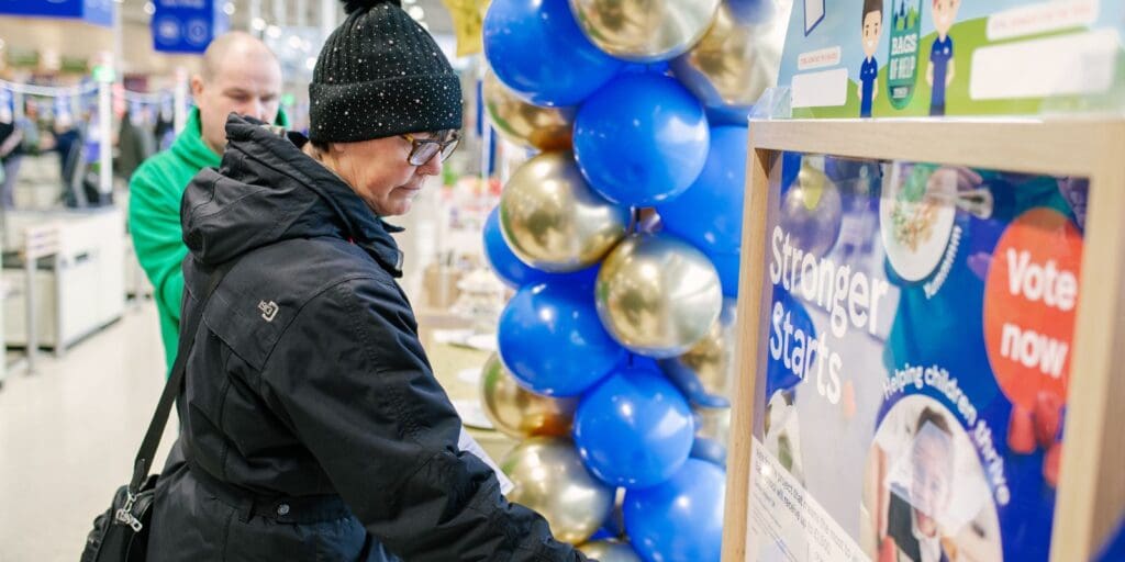 Swansea shoppers select Cancer UK for Tesco’s Golden Grant