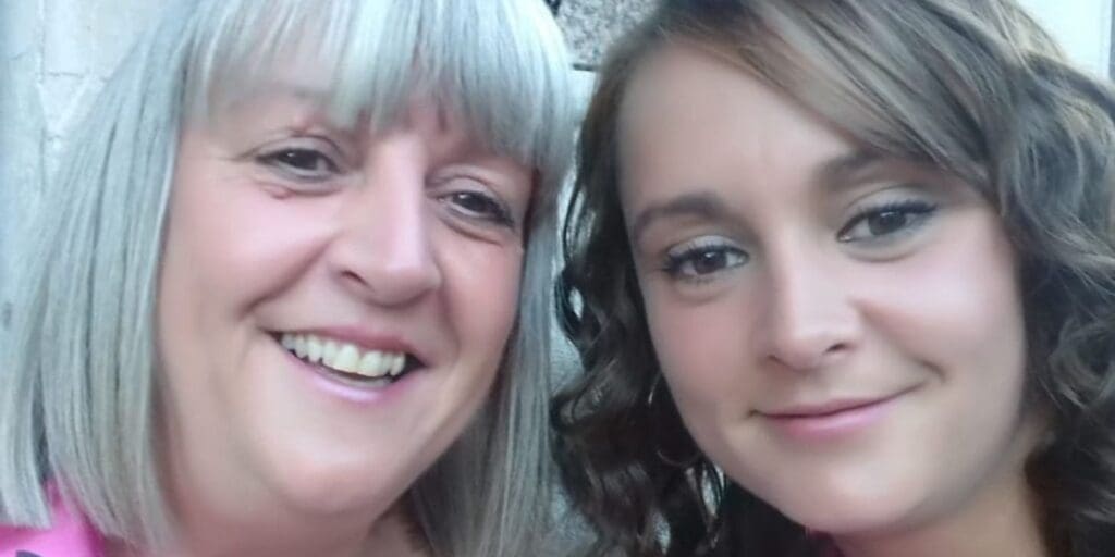 Woman’s Cardiff Bay fundraising mission in memory of her mum