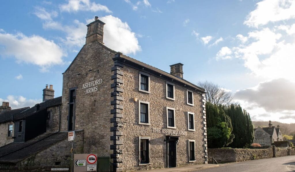 Heineken to reopen more than 60 closed pubs across the UK