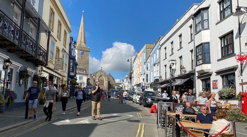 Scheme supporting businesses in town centres expanded to include Tenby