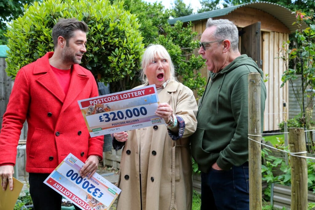 Over 520 people in Penarth share Postcode Lottery jackpot