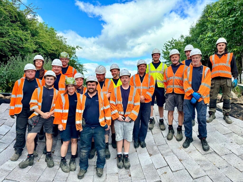 Openreach volunteers bring ‘green skills’ to help restore Welsh waterways
