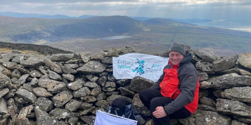 Dad runs for charity after donating his kidney to daughter