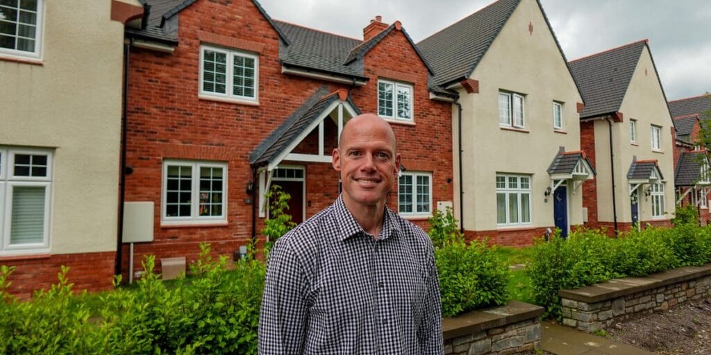 Lovell celebrates promotion of Build Manager in South Wales