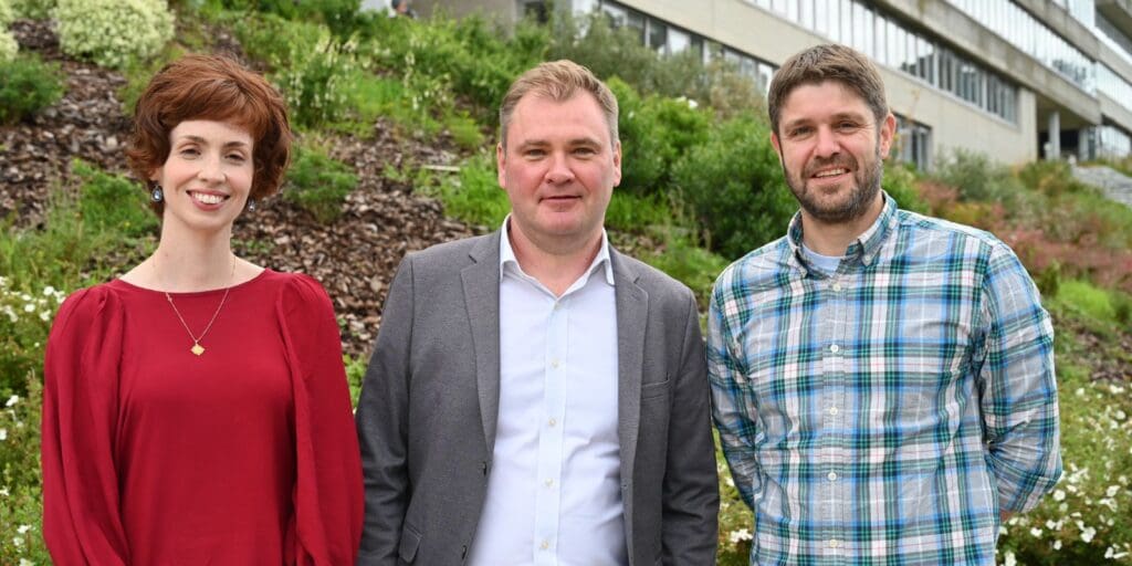 New research on how language helps integrate newcomers