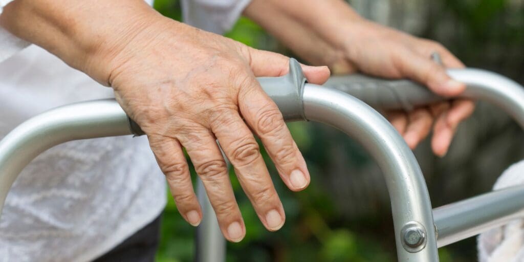 Caring for Elderly Loved Ones with Compassion and Practicality