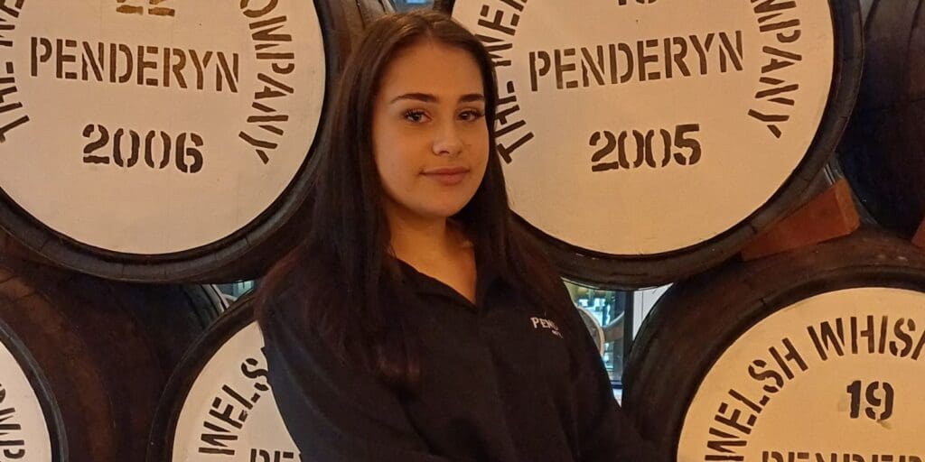 Student lands first job at Wales’ premium whisky distillery