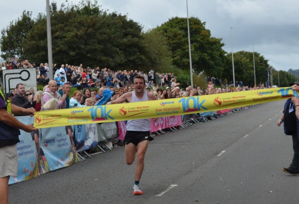 Thousands Celebrate Swansea Bay 10K as Dewi Griffiths Claims Victory