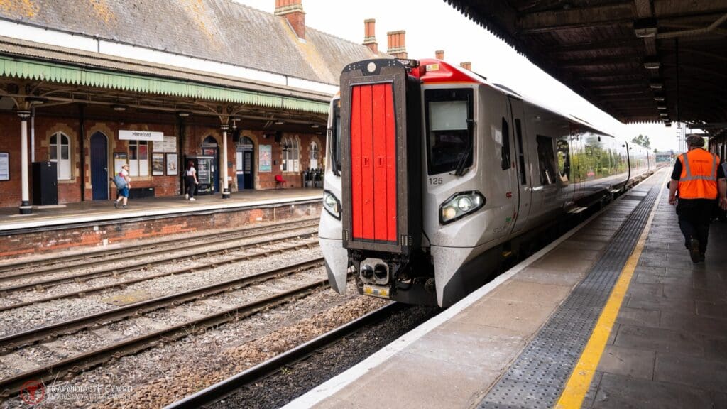Extra rail replacement buses available for Abergavenny food festival