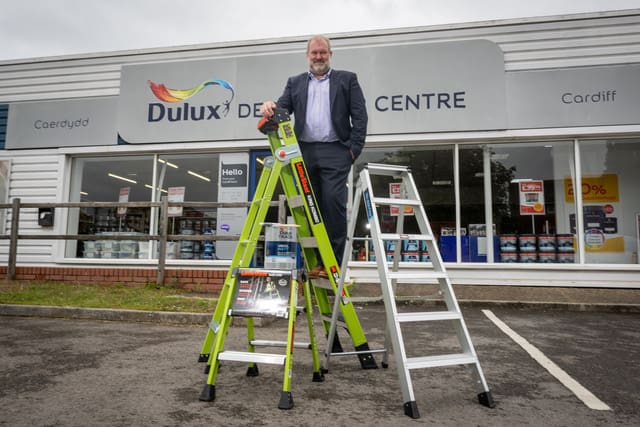 Cardiff-based T.B. Davies secures major national partnership with Dulux Decorator Centre